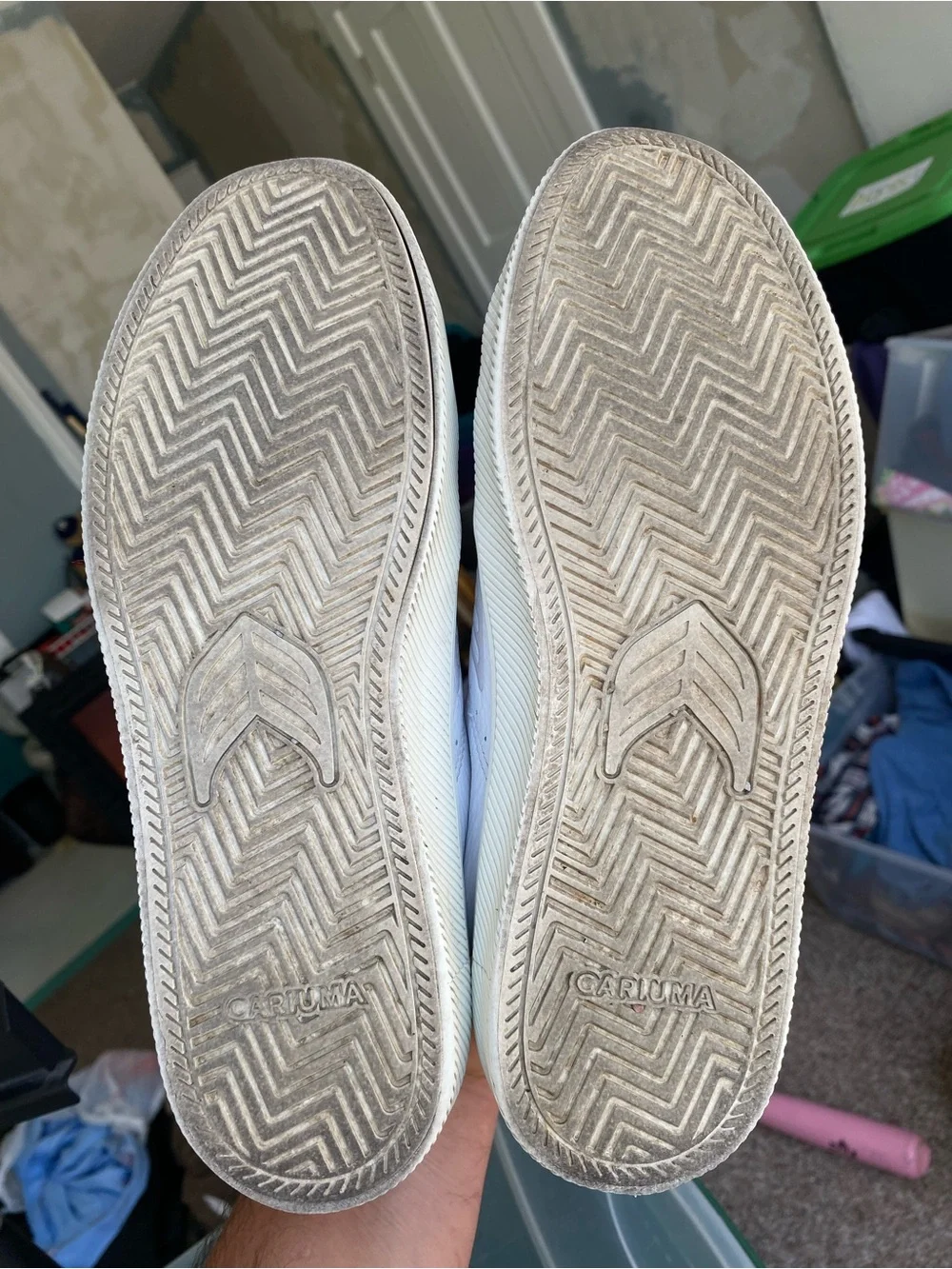 Cariuma Salvas Unisex Sneaker-White Leather Size Men 10